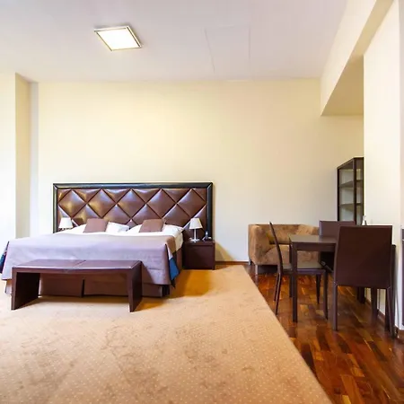Skaritz Hotel & Residence-2